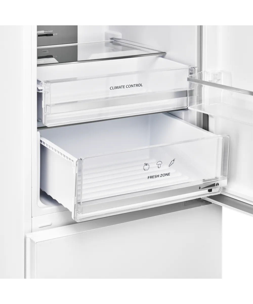 Freestanding refrigerator RFCN 2013 WG