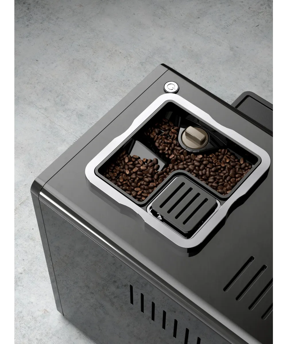 Кофемашина отдельностоящая KCF 402 B